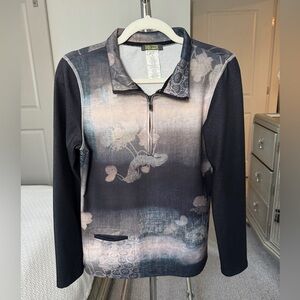 Dolcezza Black and Gray Pullover with Floral Design